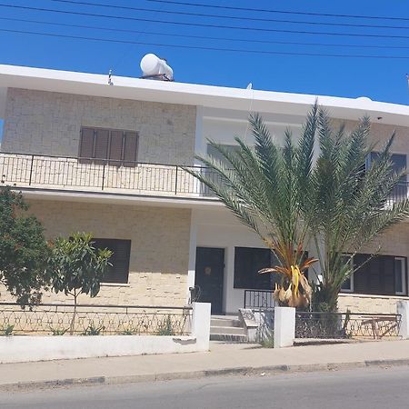 Secret Garden No:01 Bed & Breakfast Famagusta  Exterior photo